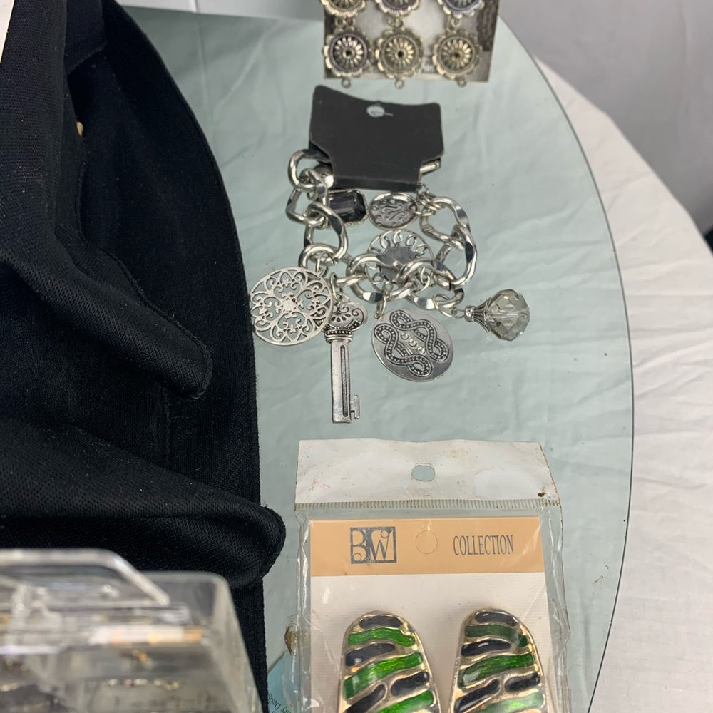 Jewelry Designer - Picture 4 of 8
